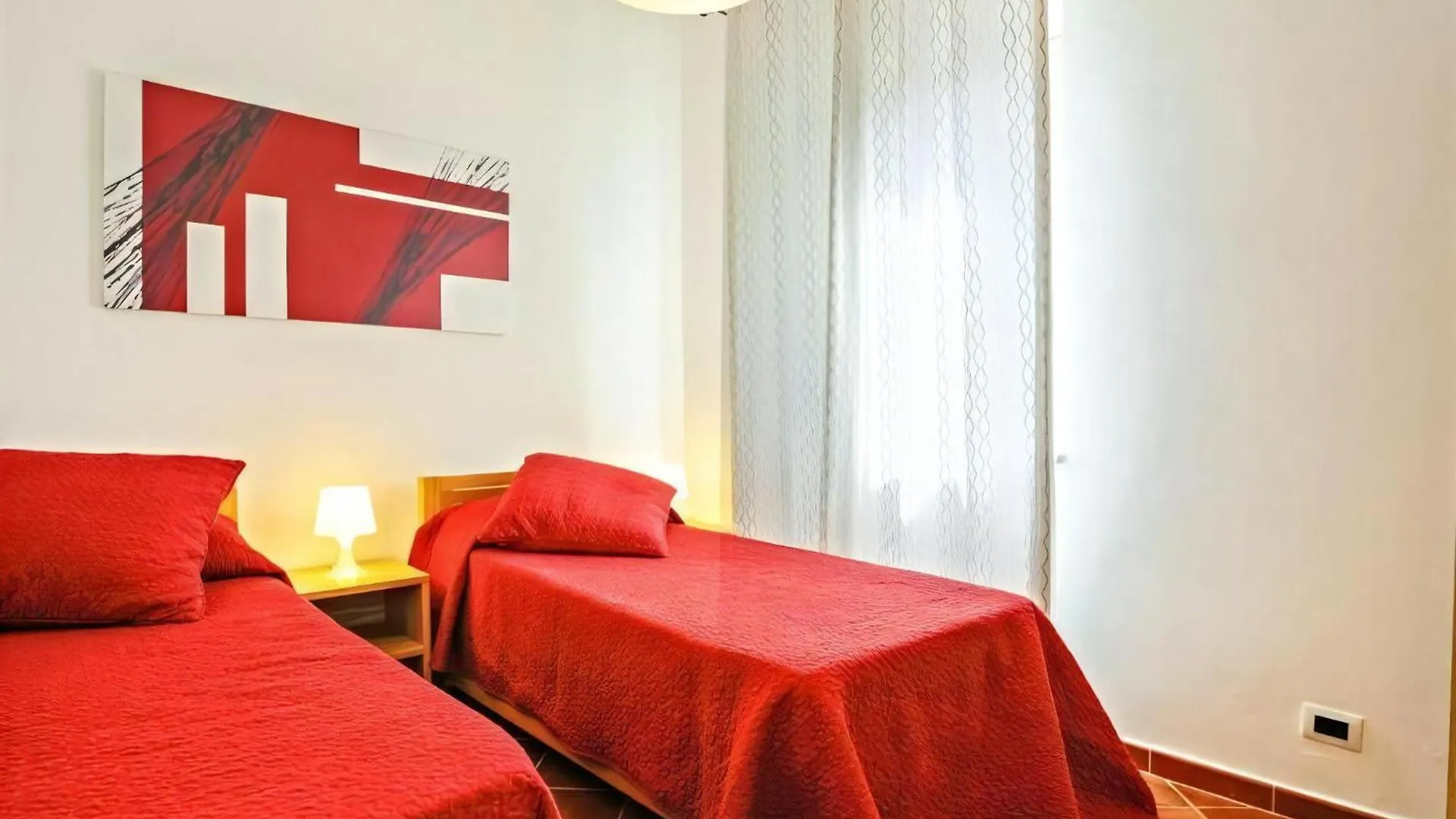 Charmante Wohnung Mit Grosser Terrasse Pezzi di Gala 0*,